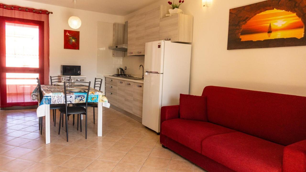 Appartamento Sette Posti Vicino Al Centro Di San Teodoro Сан-Теодоро Экстерьер фото